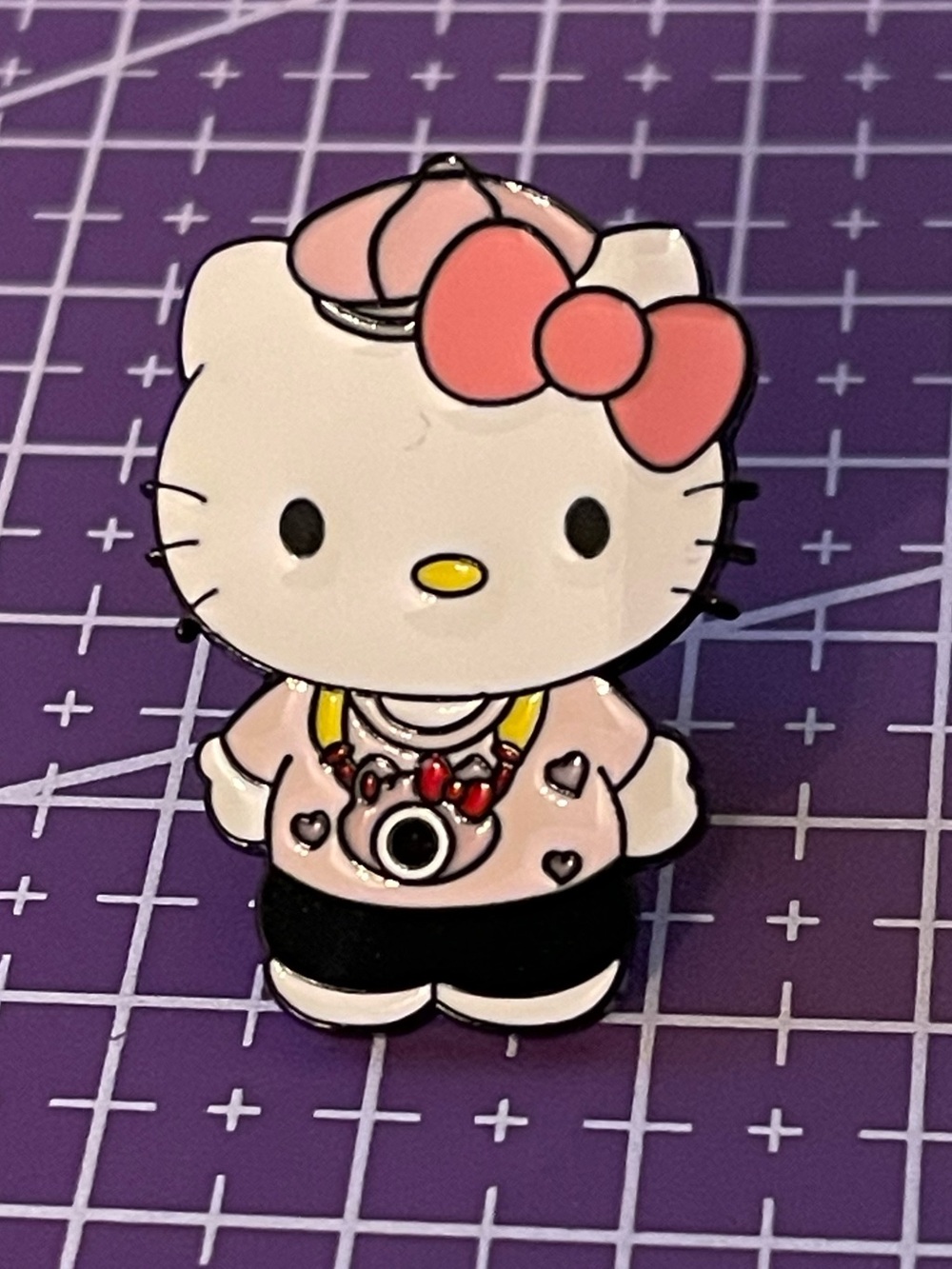 Hello Kitty, photographer, enamel, pen, NEW